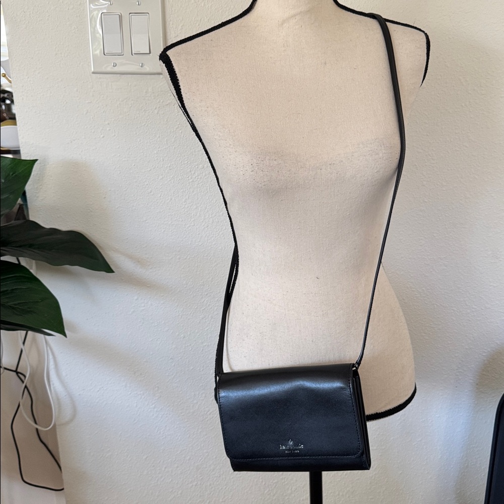 Kate Spade New York small Elegant Black Crossbody Bag